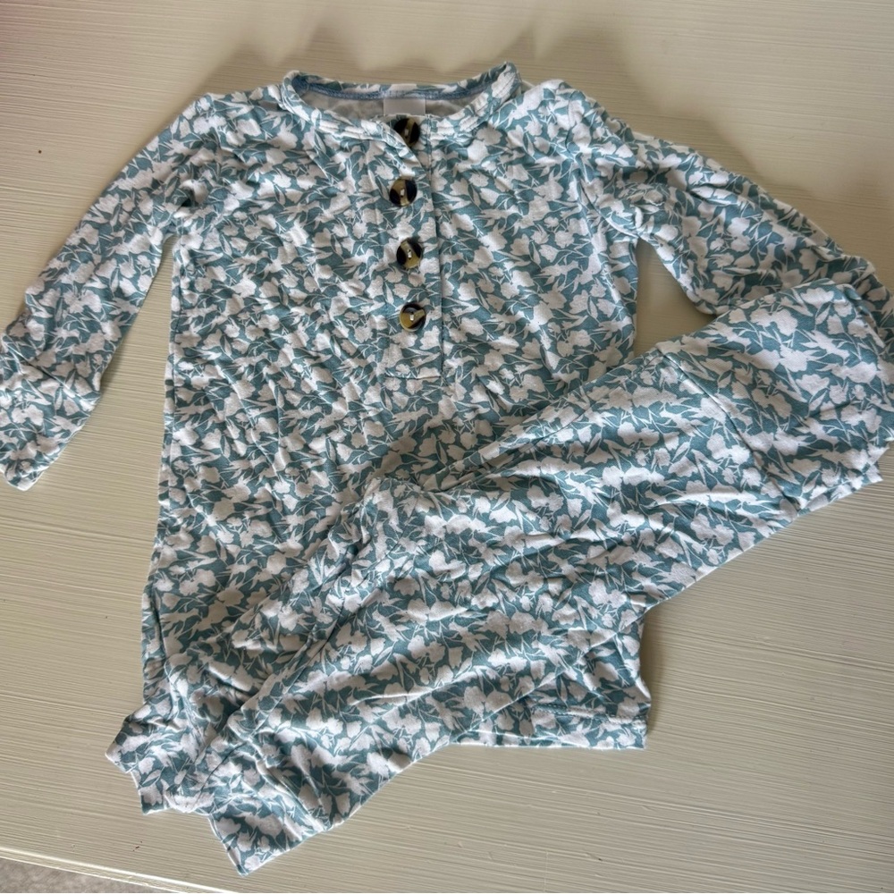 Lou Lou & Company Blue and White Floral Set